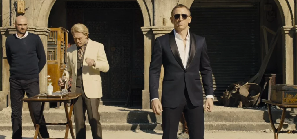 shawl tuxedo lapel style example - showing james bond tuxedo